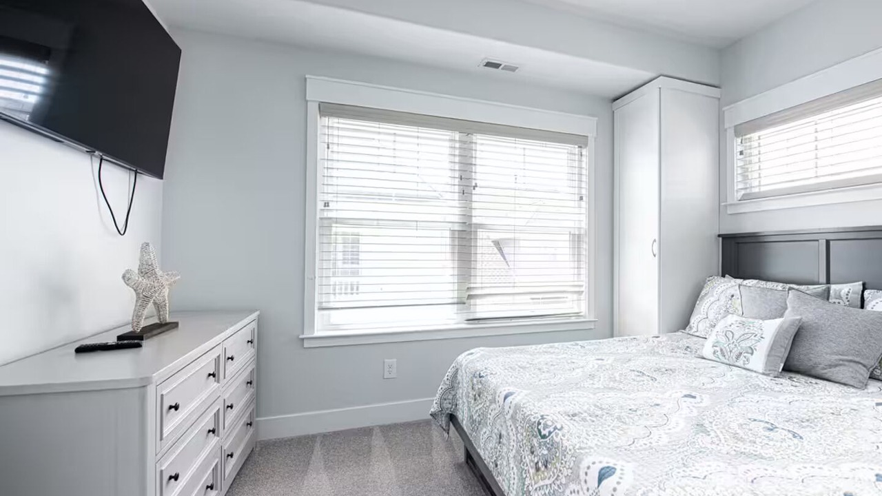 Photo of Bedroom in North End