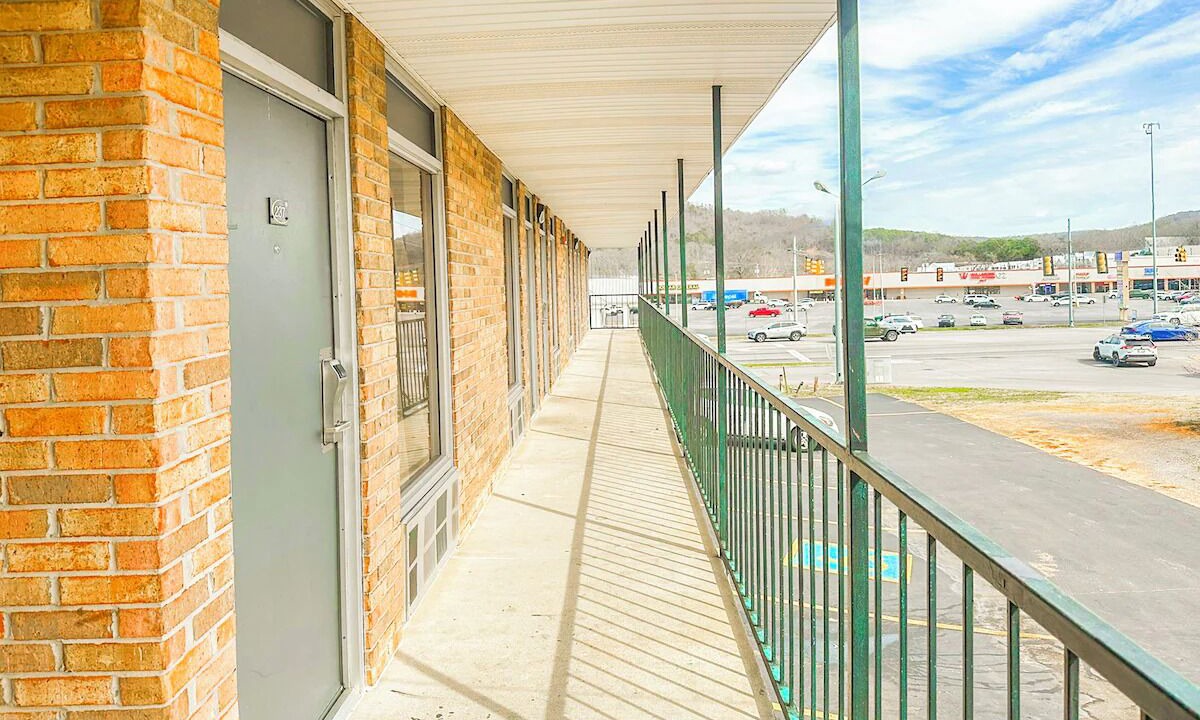 Photo of Patio Balcony in Guntersville