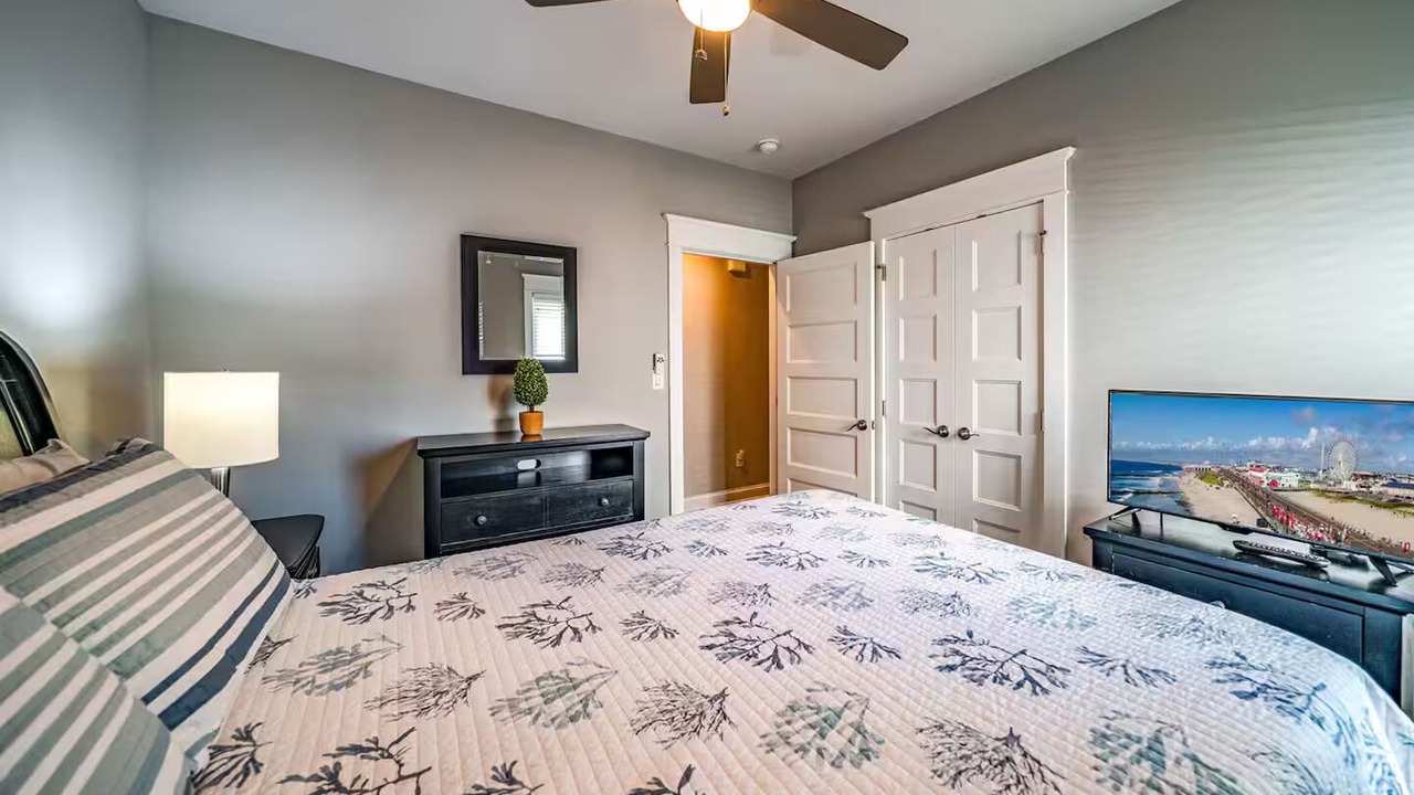 Photo of Bedroom in North End