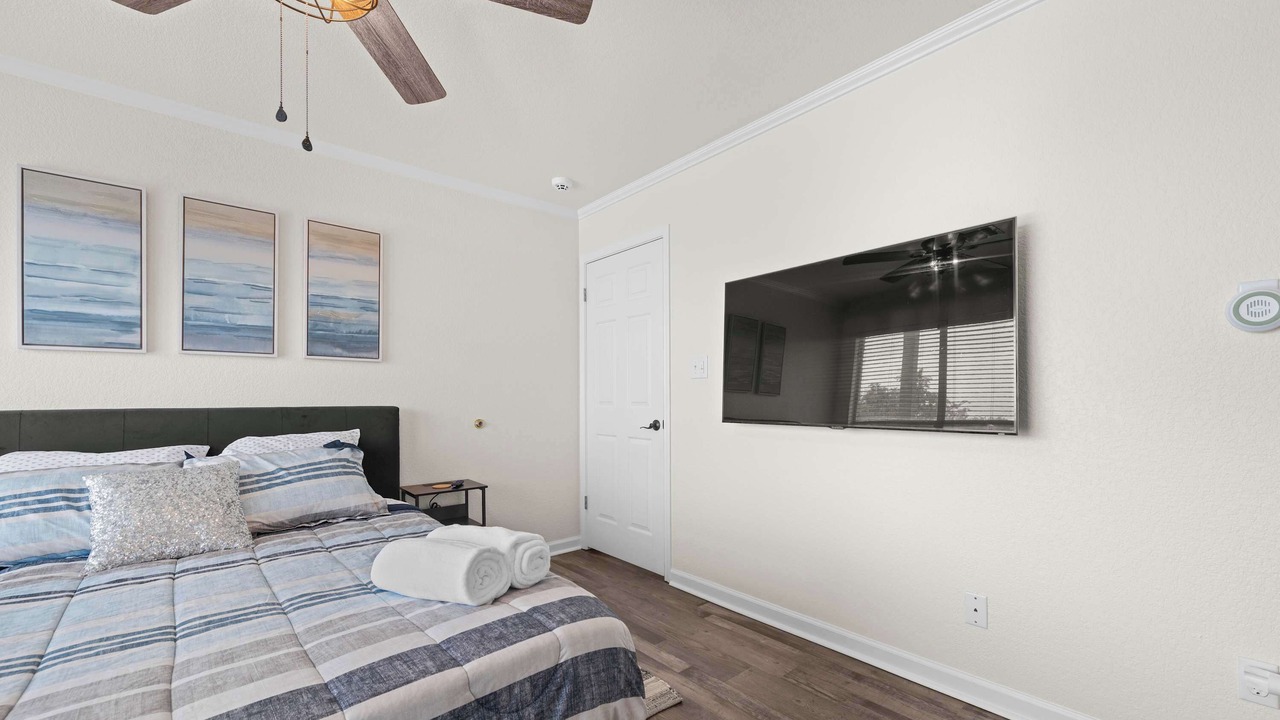 Photo of Bedroom in Morgans Point Resort