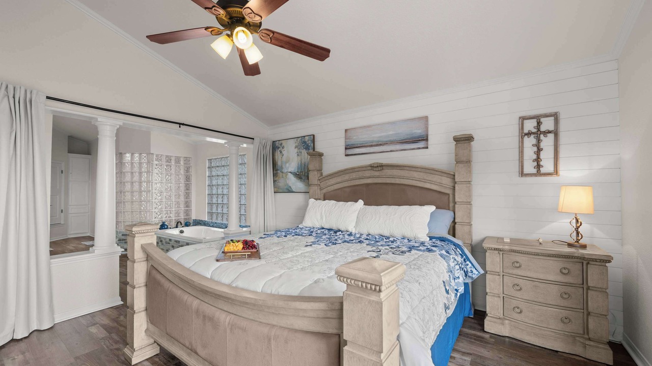 Photo of Bedroom in Morgans Point Resort