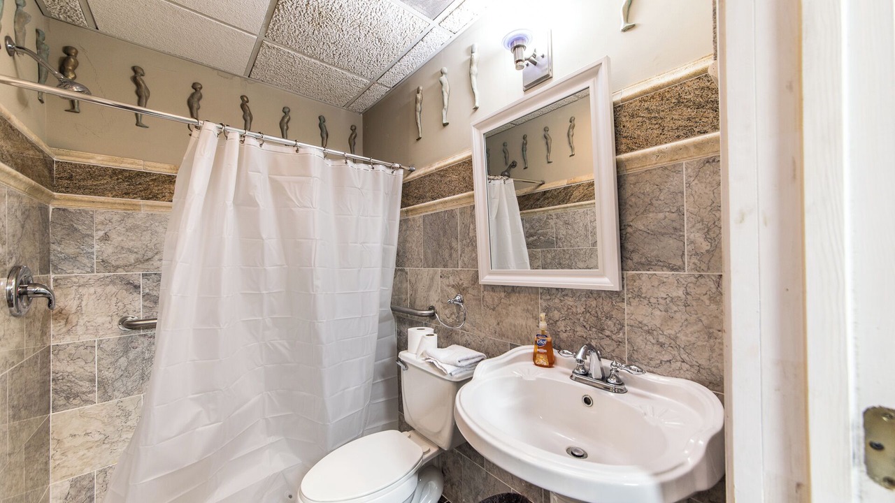 Photo of Bathroom in Downtown St. Louis