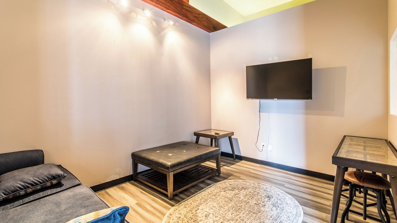 Photo of Livingroom in Downtown St. Louis