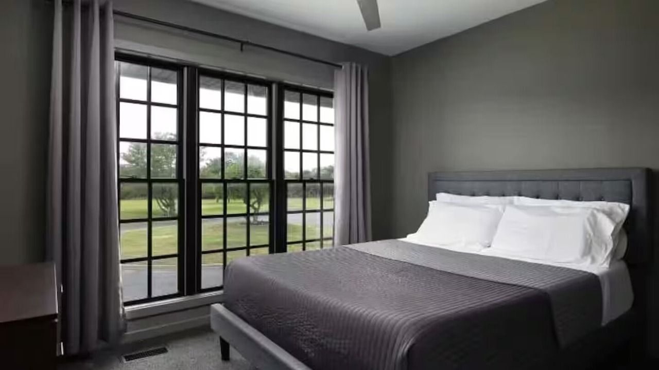 Photo of Bedroom in Wall Township