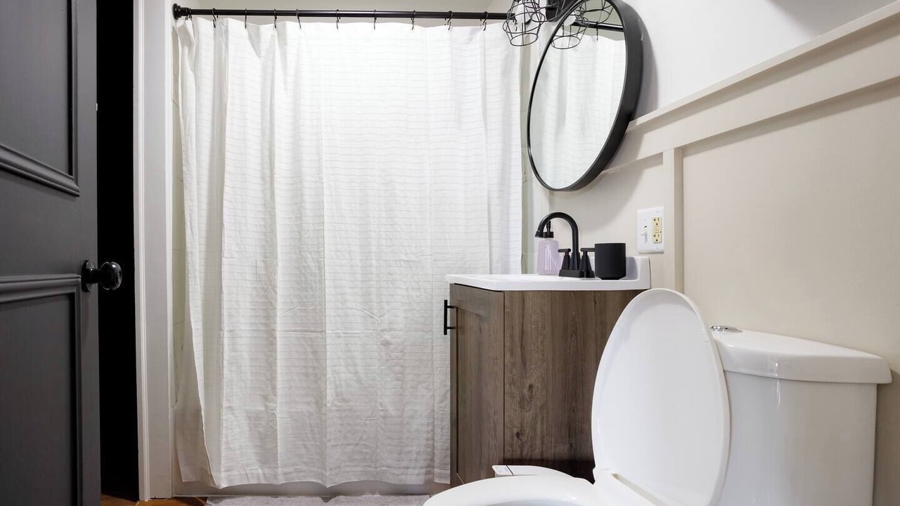 Photo of Bathroom in Lockport