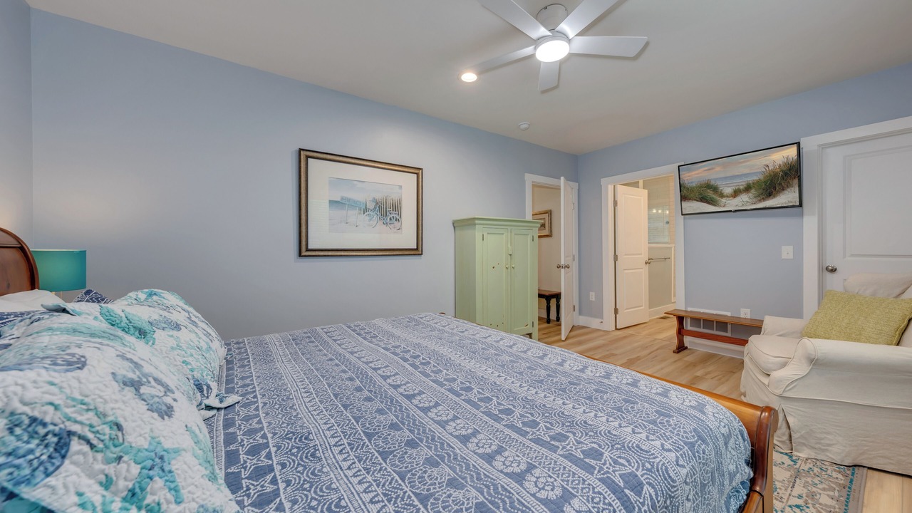 Photo of Bedroom in Cape May Court House