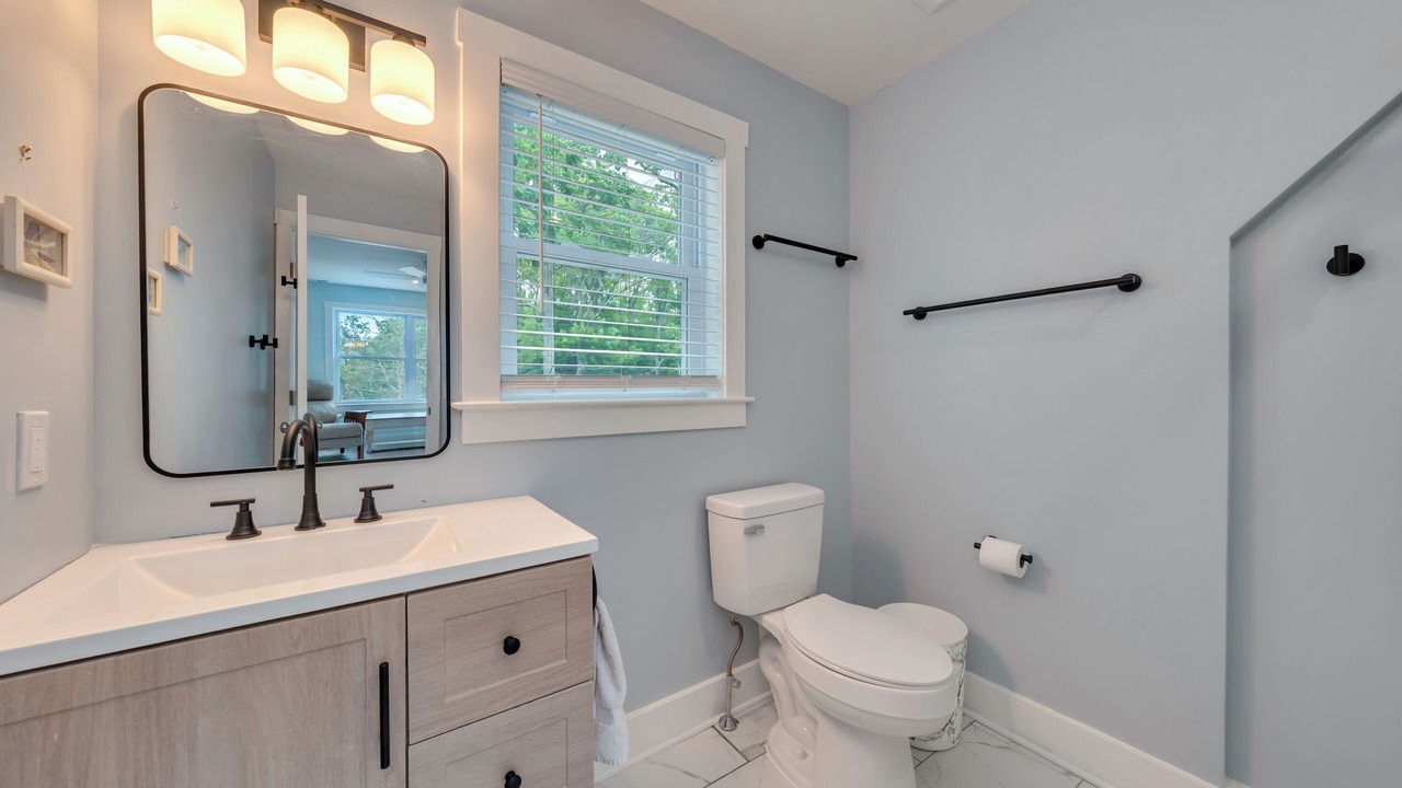Photo of Bathroom in Cape May Court House