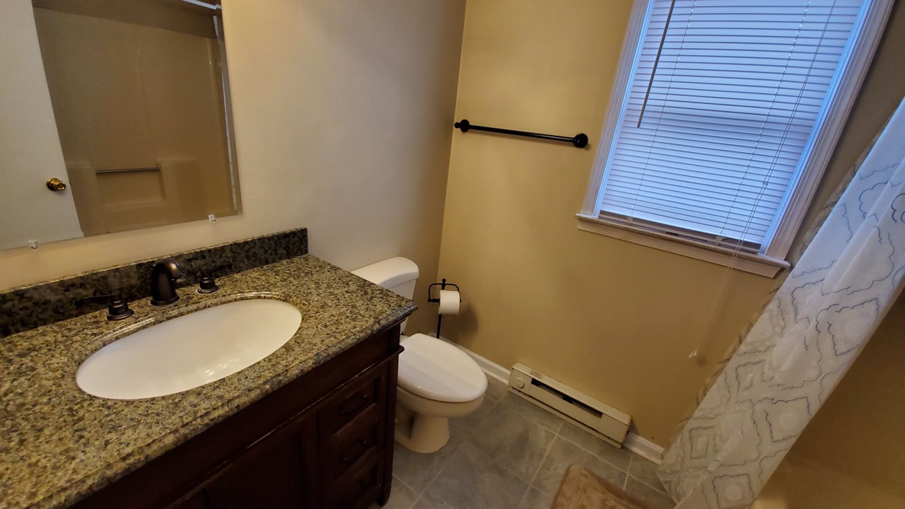 Photo of Bathroom in Margate City