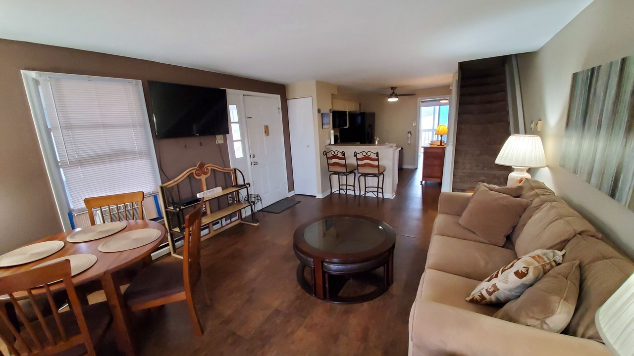 Photo of Livingroom in Margate City