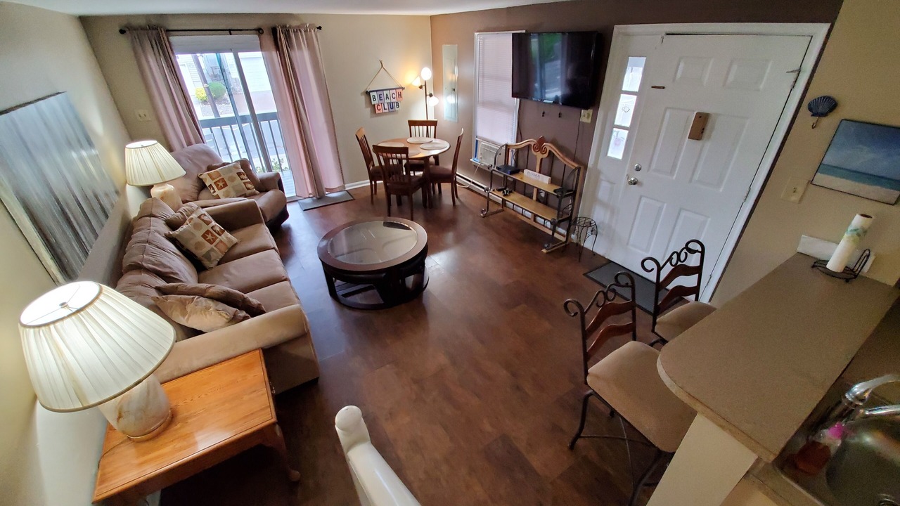 Photo of Livingroom in Margate City