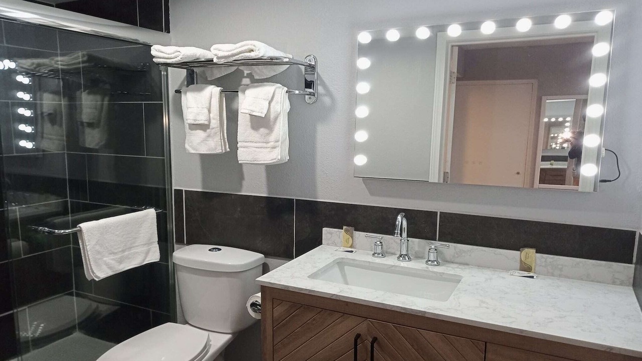 Photo of Bathroom in Marshall