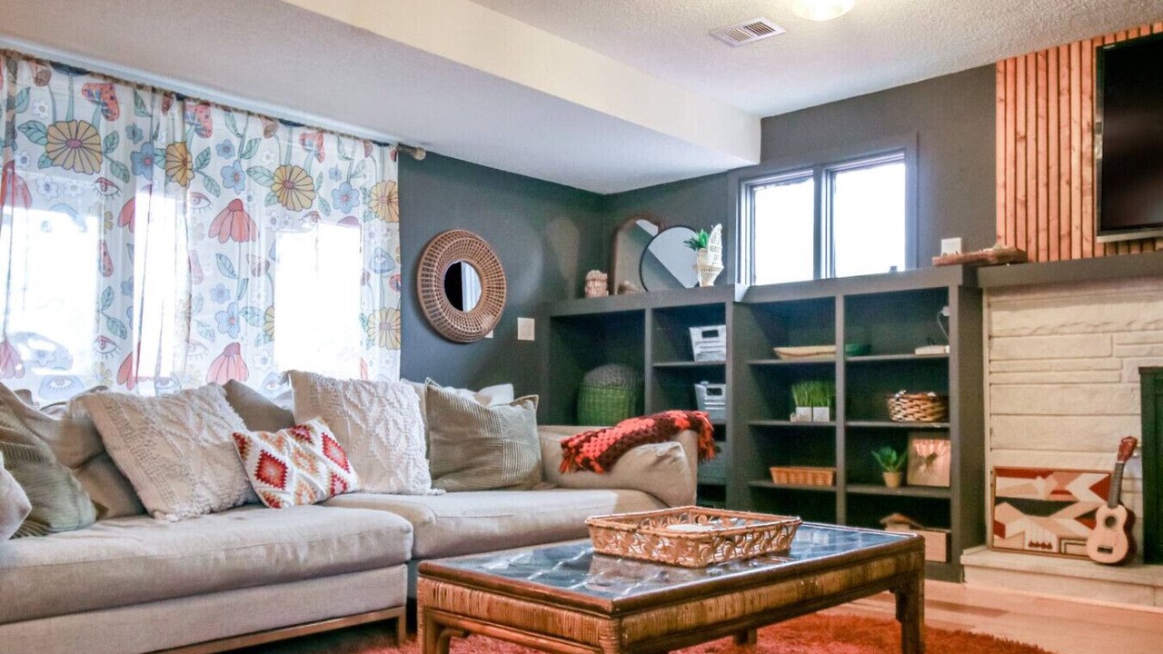 Photo of Livingroom in Urbandale