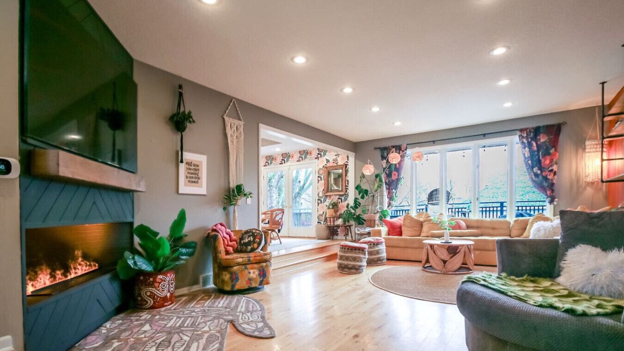 Photo of Livingroom in Urbandale