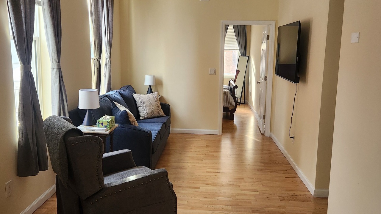 Photo of Livingroom in Bath Beach