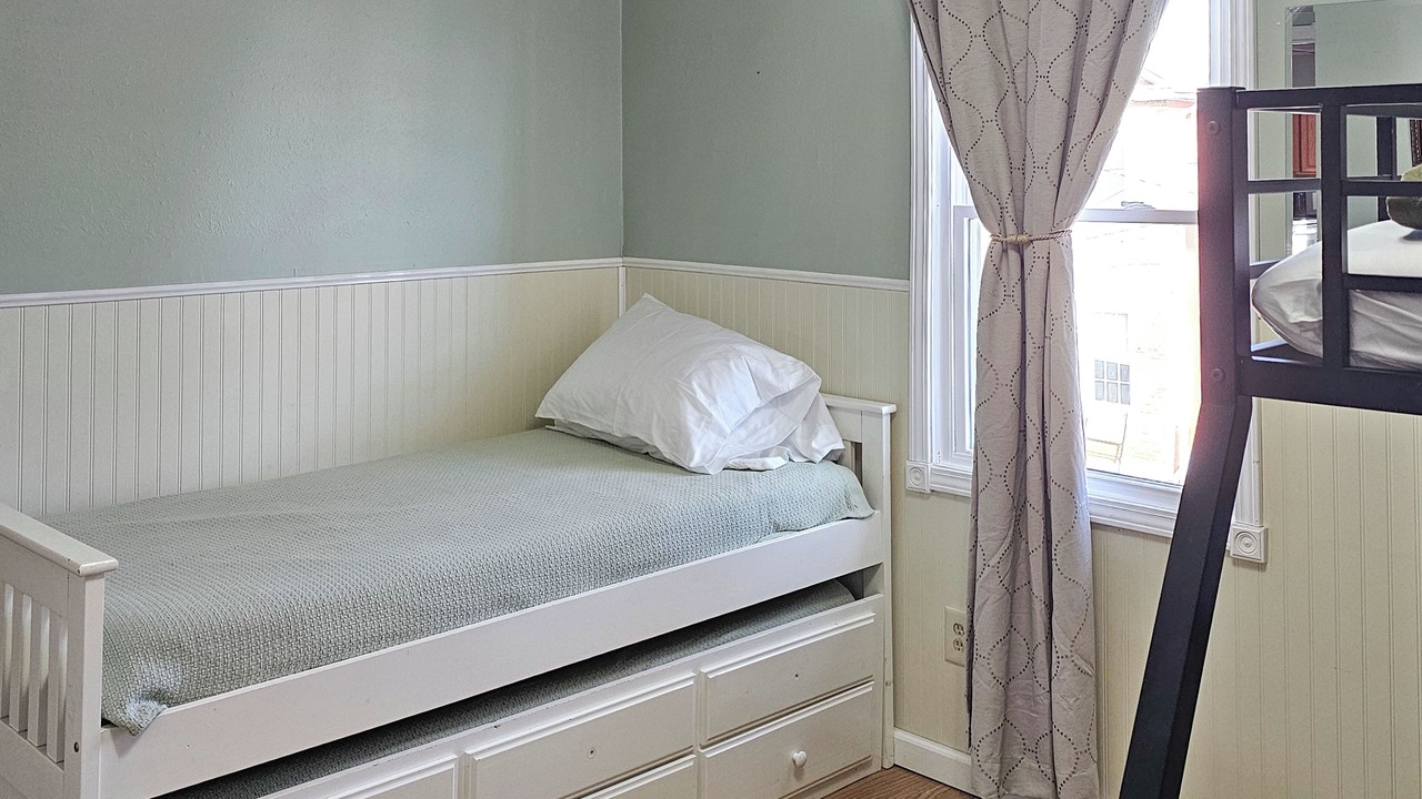 Photo of Bedroom in Nauvoo