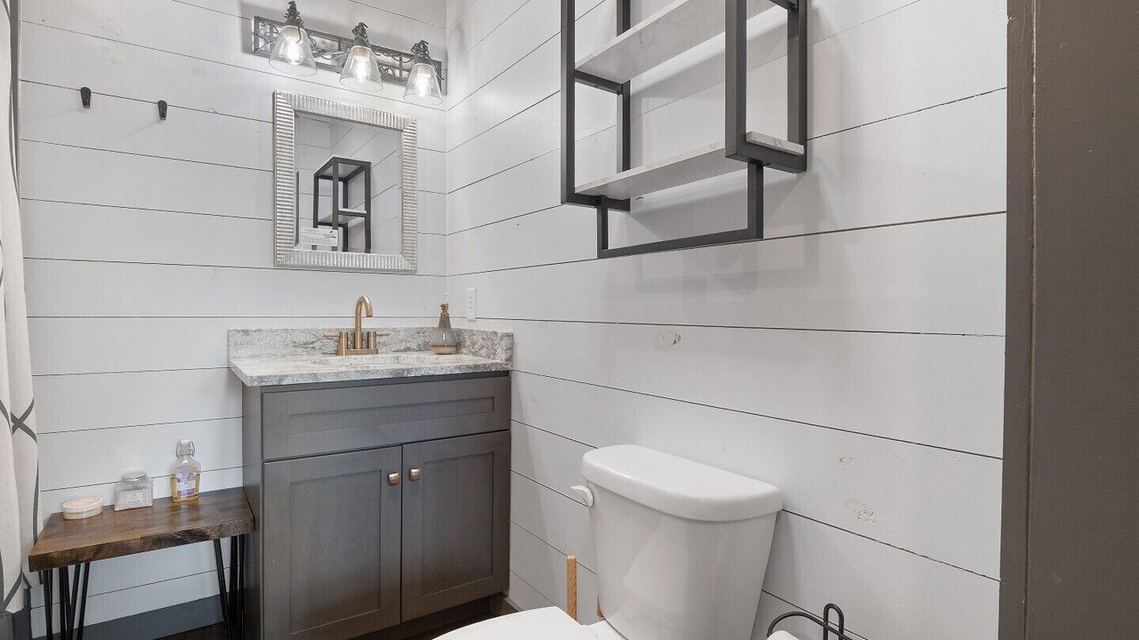 Photo of Bathroom in Crane Hill