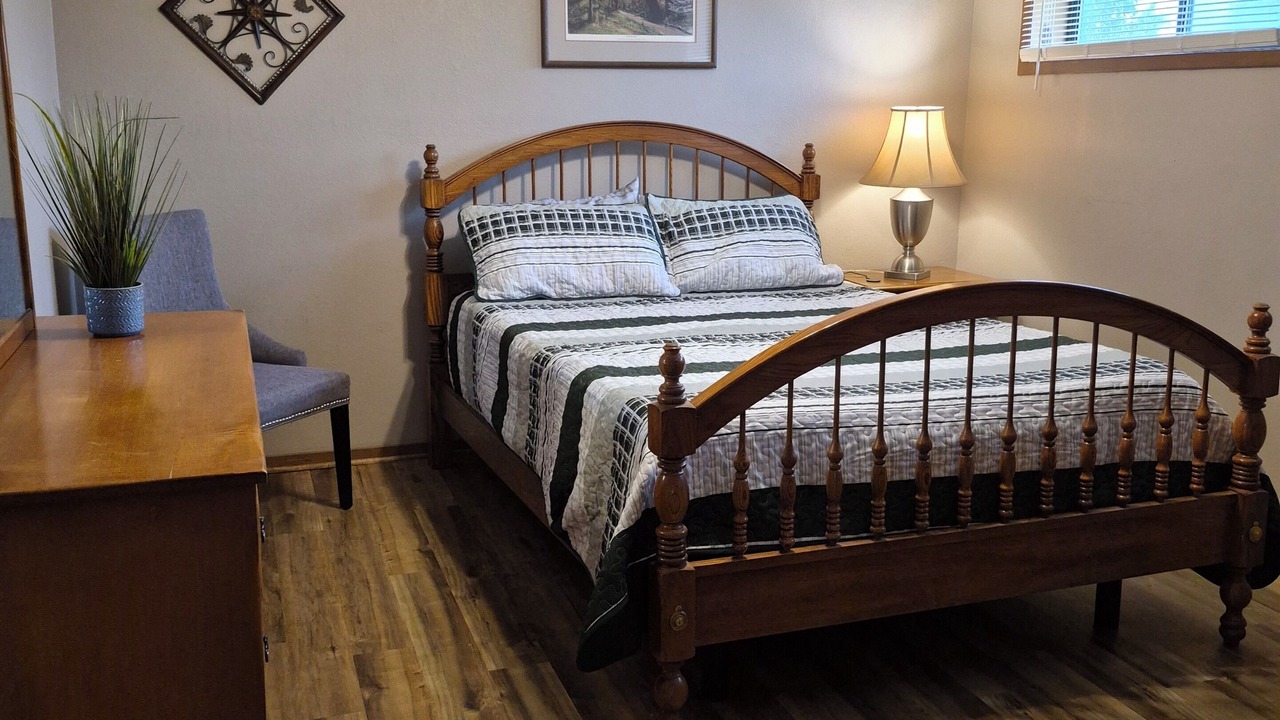 Photo of Bedroom in Monroe City