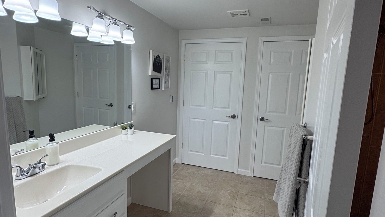 Photo of Bathroom in Hannibal