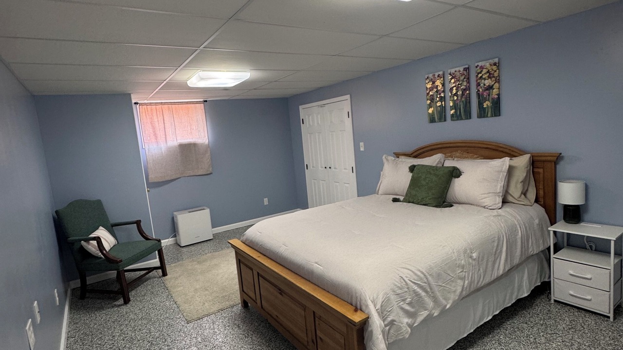 Photo of Bedroom in Hannibal