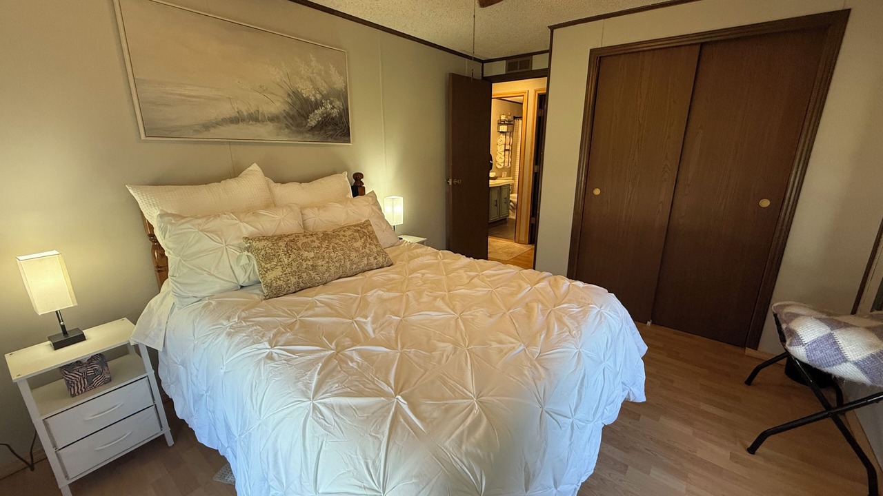 Photo of Bedroom in Green Creek