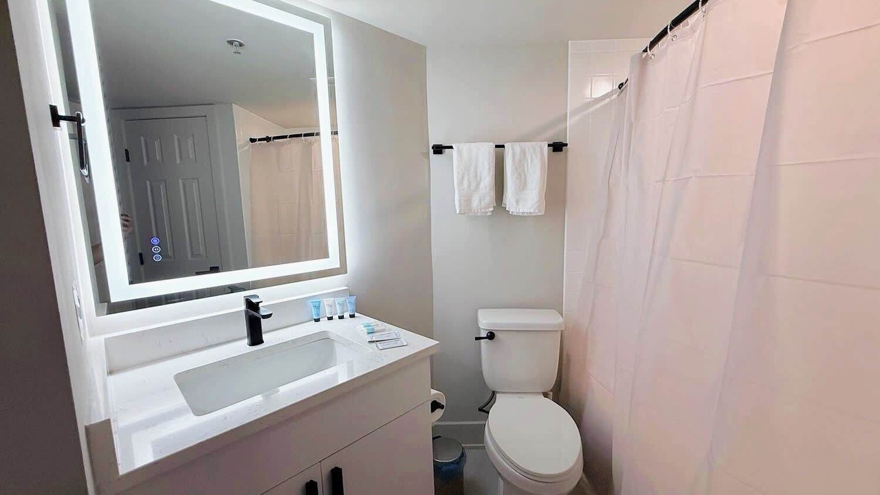 Photo of Bathroom in Pentagon City
