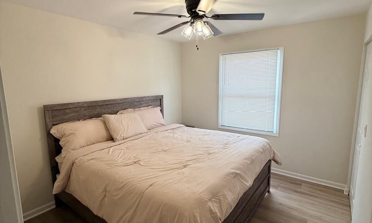 Photo of Bedroom in Aurora