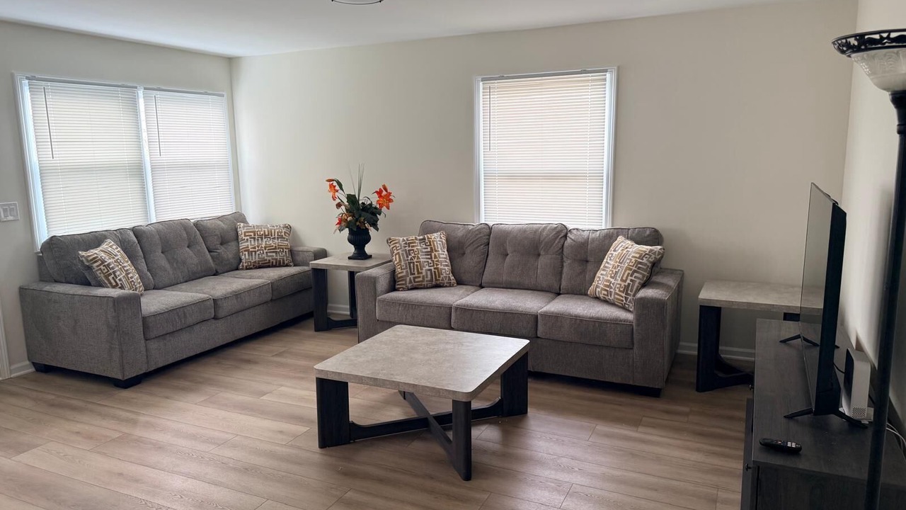 Photo of Livingroom in Aurora