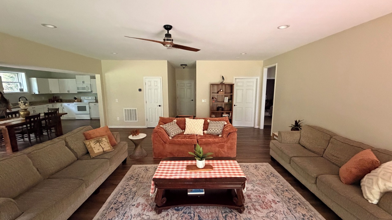 Photo of Livingroom in State Park