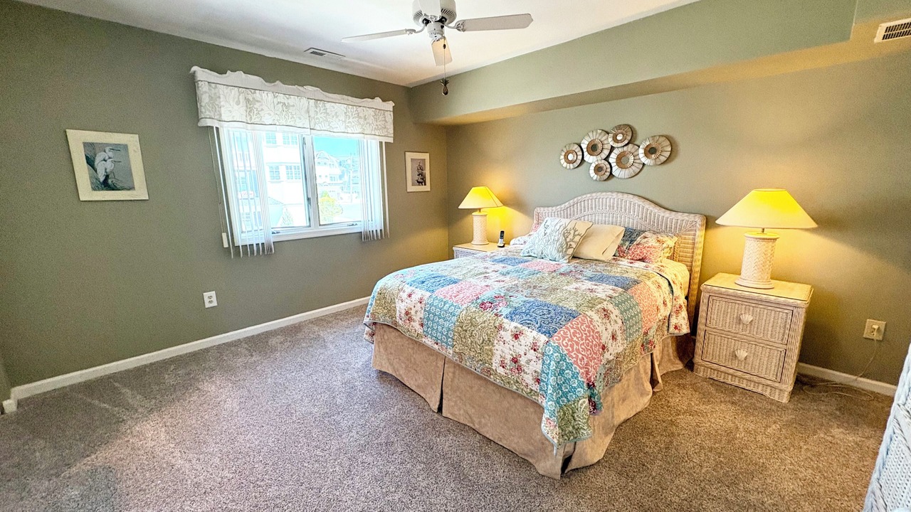 Photo of Bedroom in Avalon