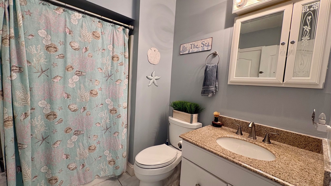Photo of Bathroom in Avalon