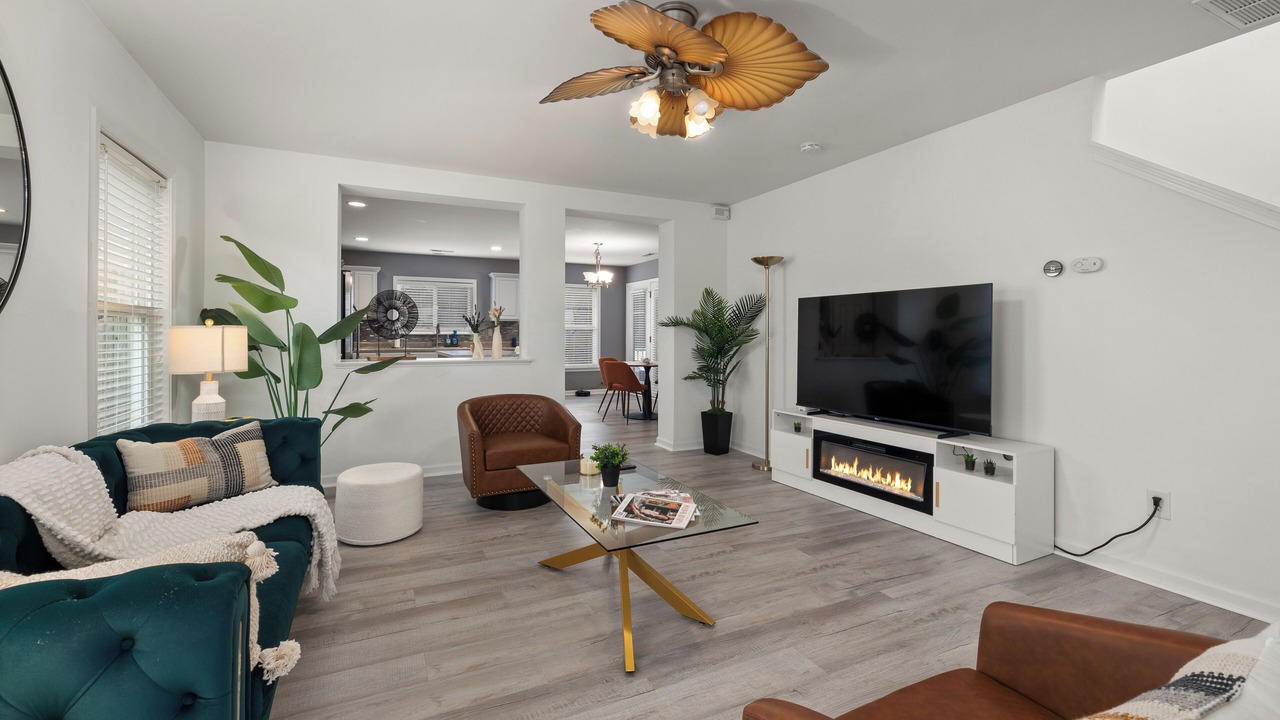 Photo of Livingroom in Northeast Raleigh