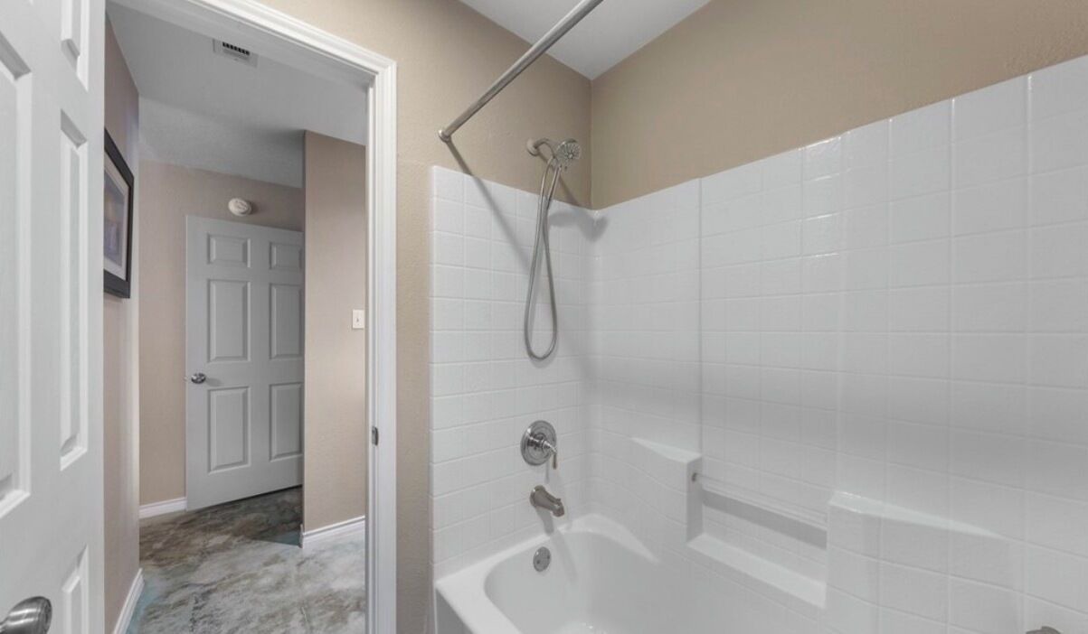 Photo of Bathroom in Morgans Point Resort