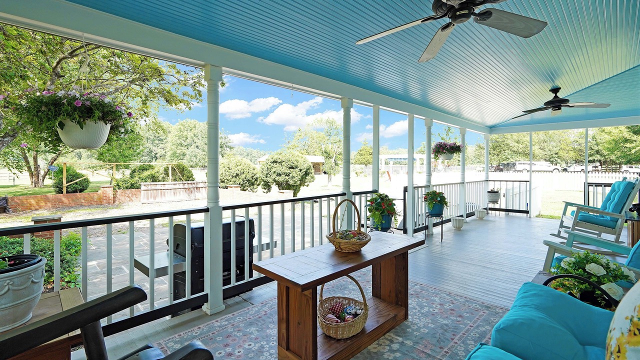 Photo of Patio Balcony in Bealeton