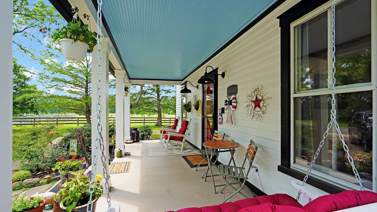 Photo of Patio Balcony in Bealeton