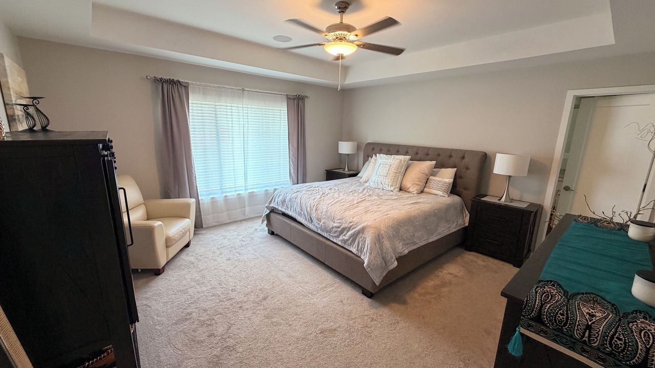 Photo of Bedroom in Weber