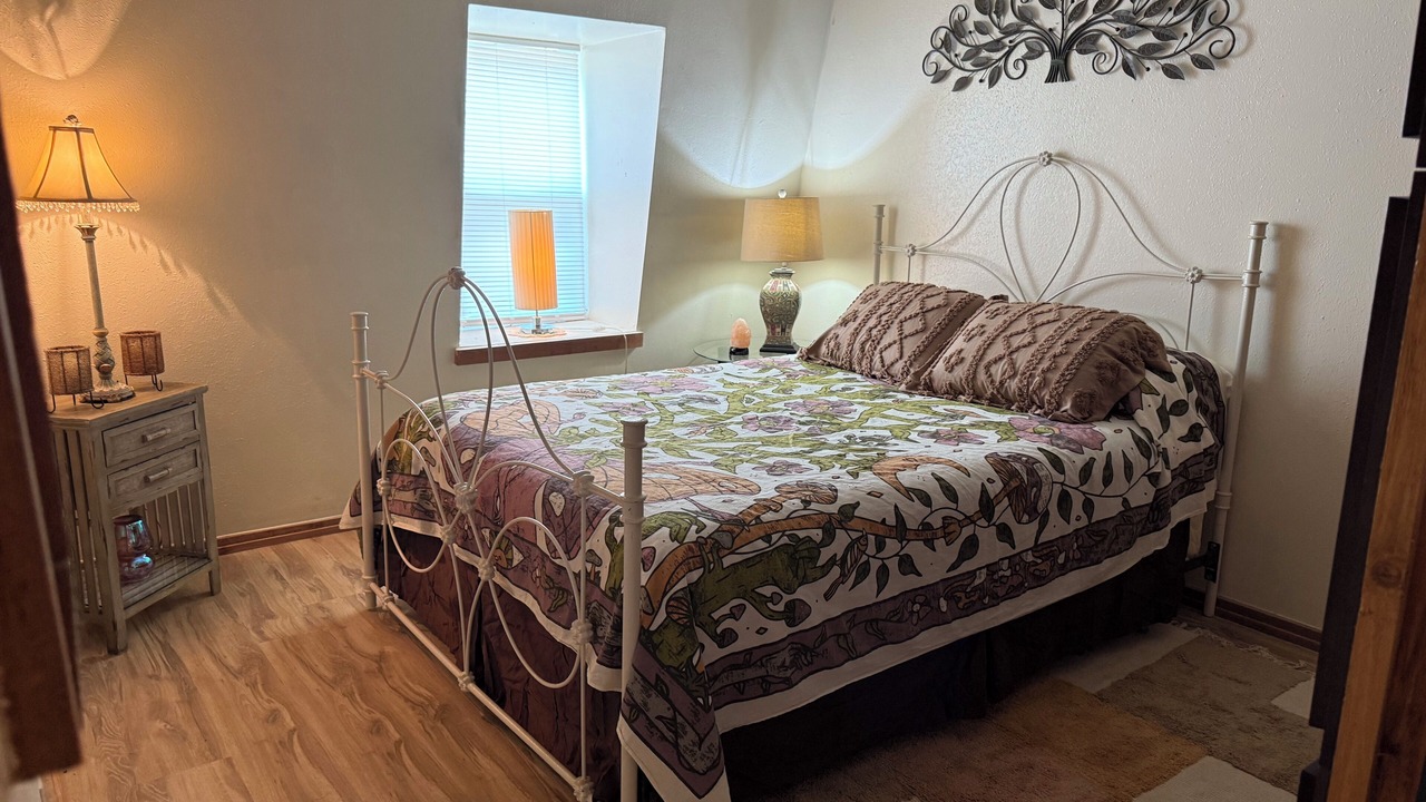 Photo of Bedroom in Caldwell