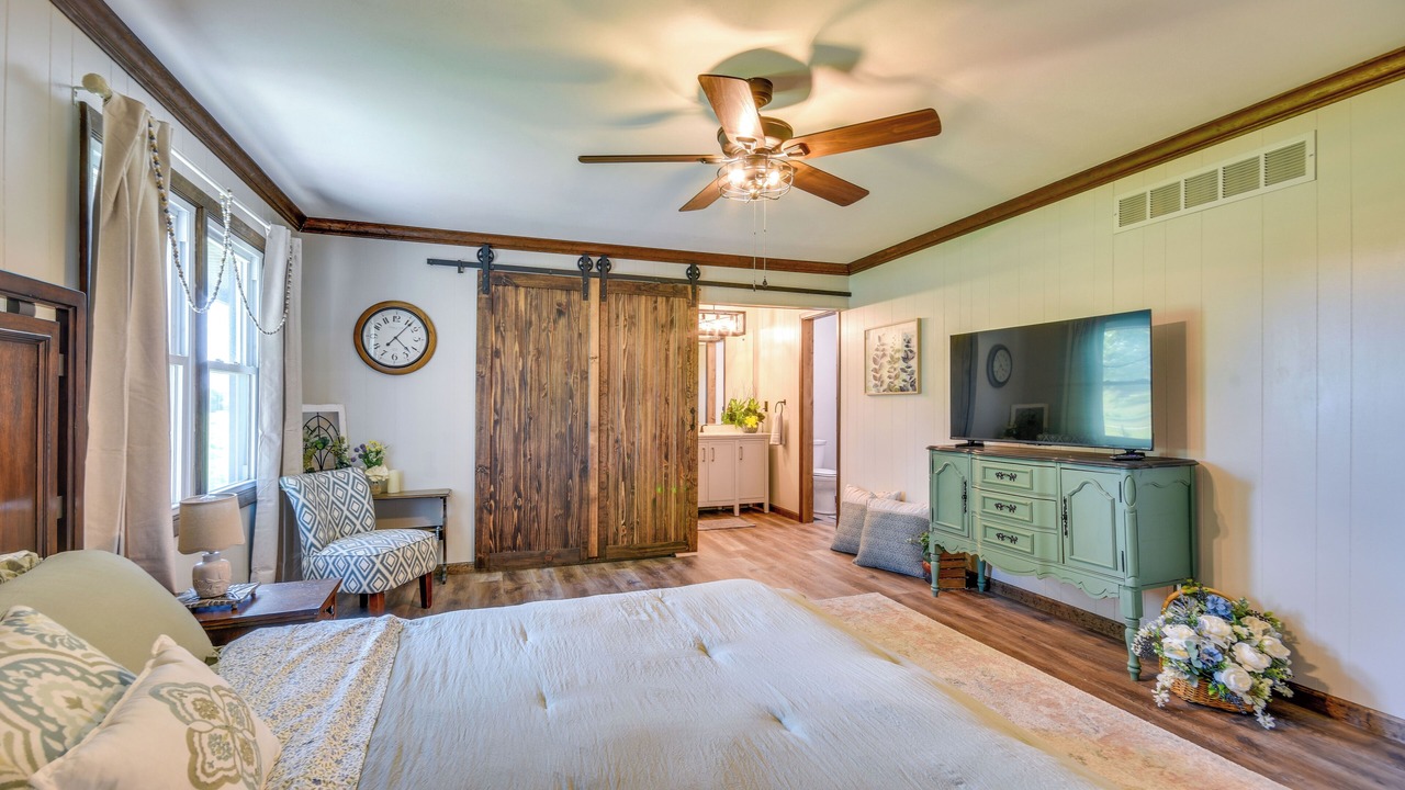 Photo of Bedroom in Fulton