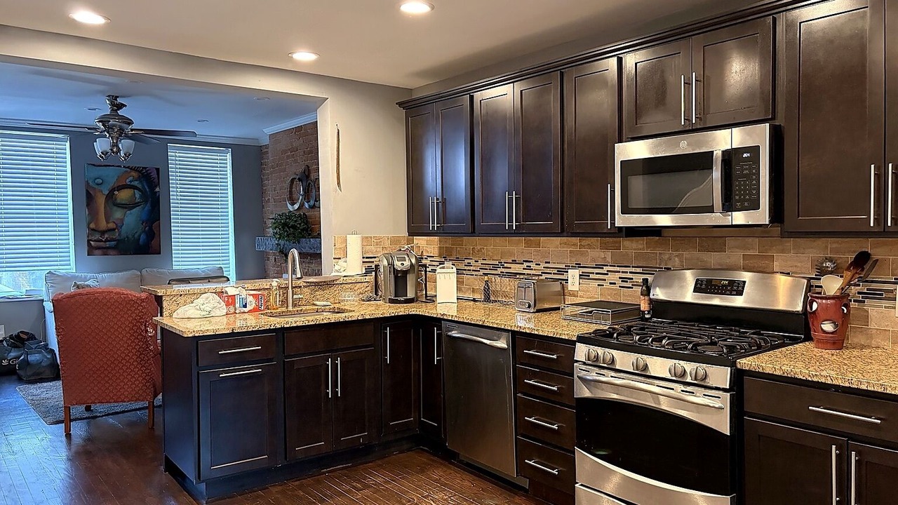 Photo of Kitchen in Downtown Baltimore