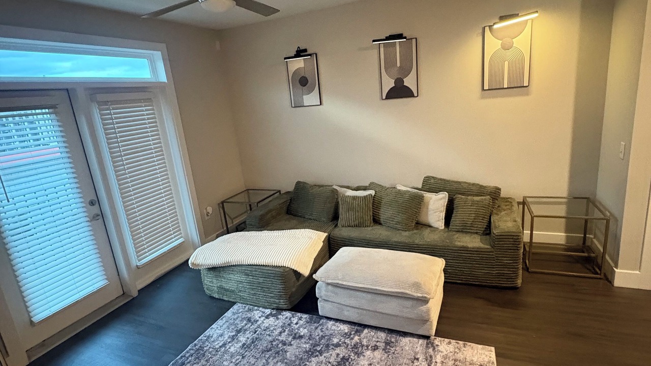 Photo of Livingroom in Chosewood Park