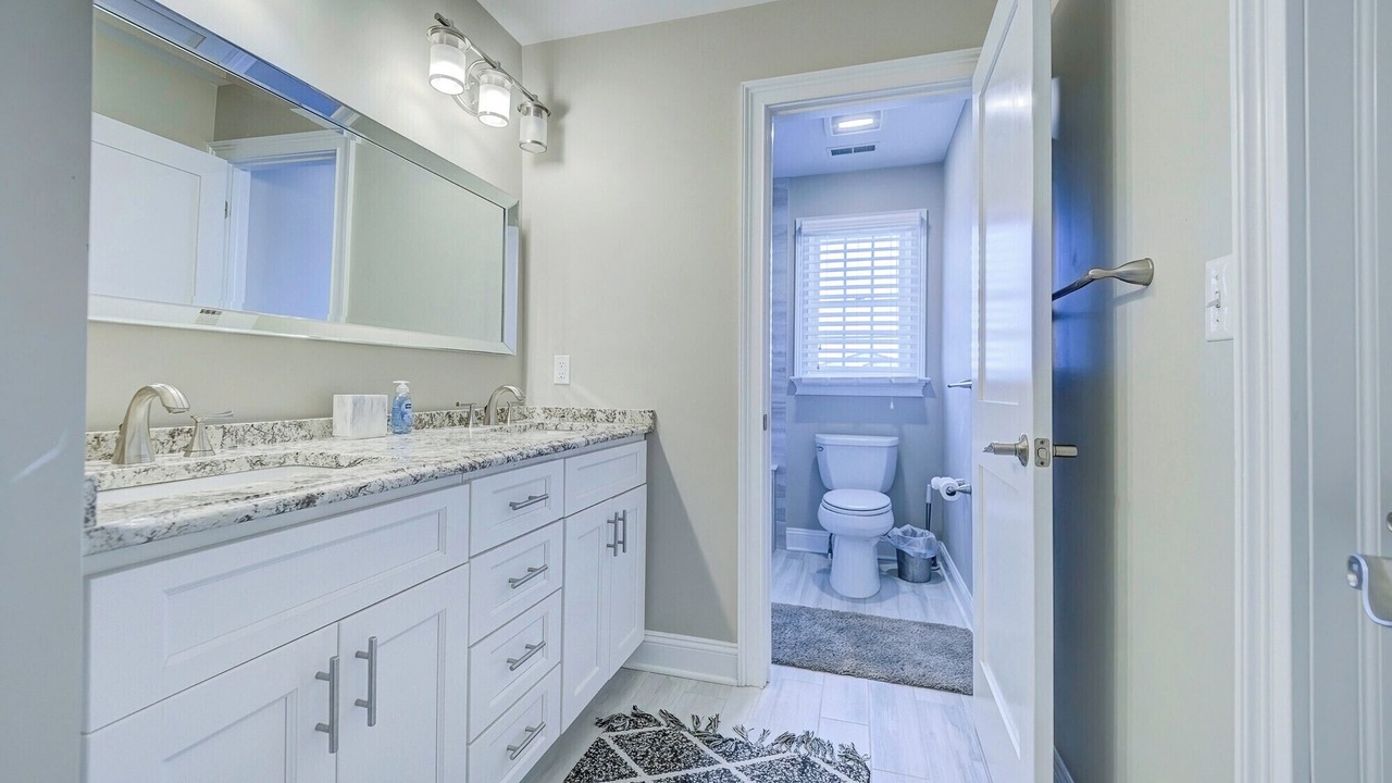 Photo of Bathroom in Dover Beaches North