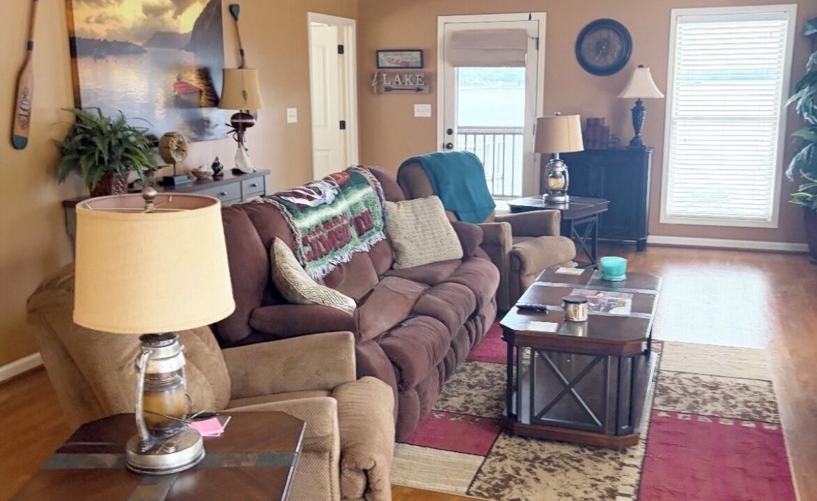 Photo of Livingroom in Pell City