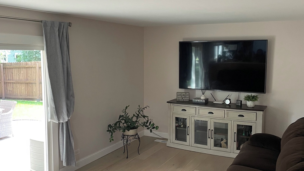 Photo of Livingroom in Roselle
