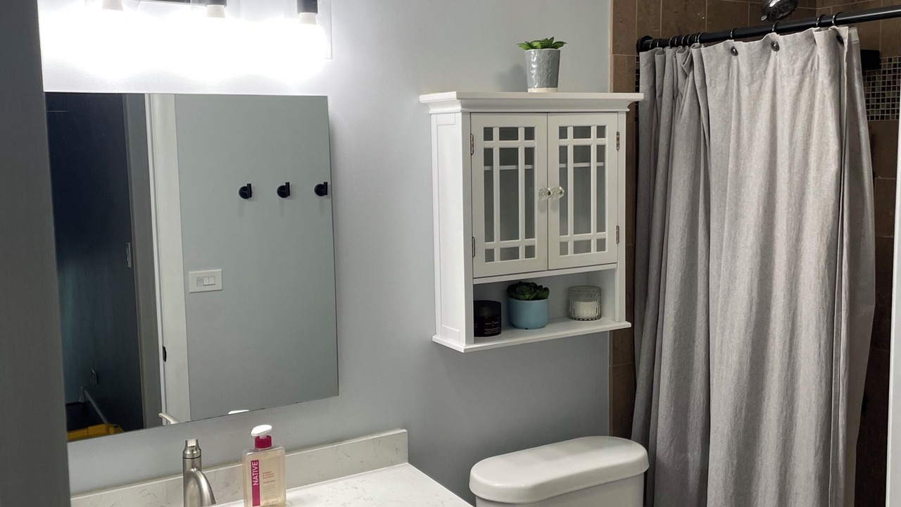 Photo of Bathroom in Roselle