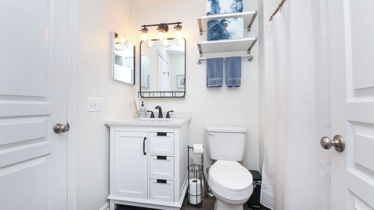 Photo of Bathroom in Queen Village
