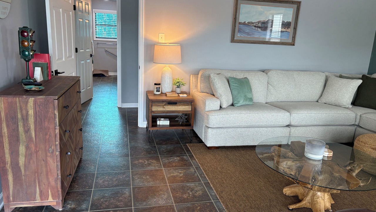Photo of Livingroom in Crane Hill