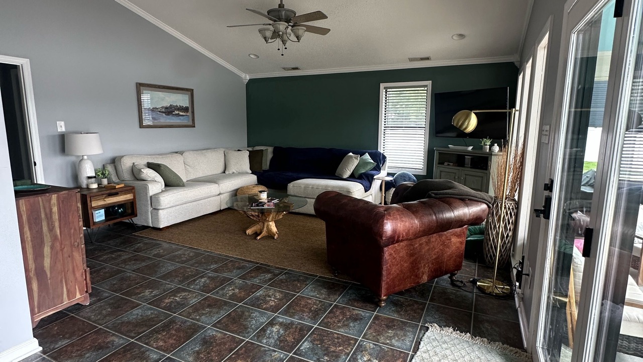 Photo of Livingroom in Crane Hill