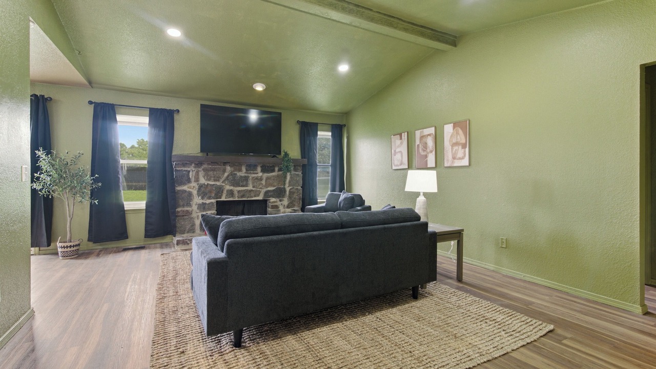 Photo of Livingroom in Tulsa