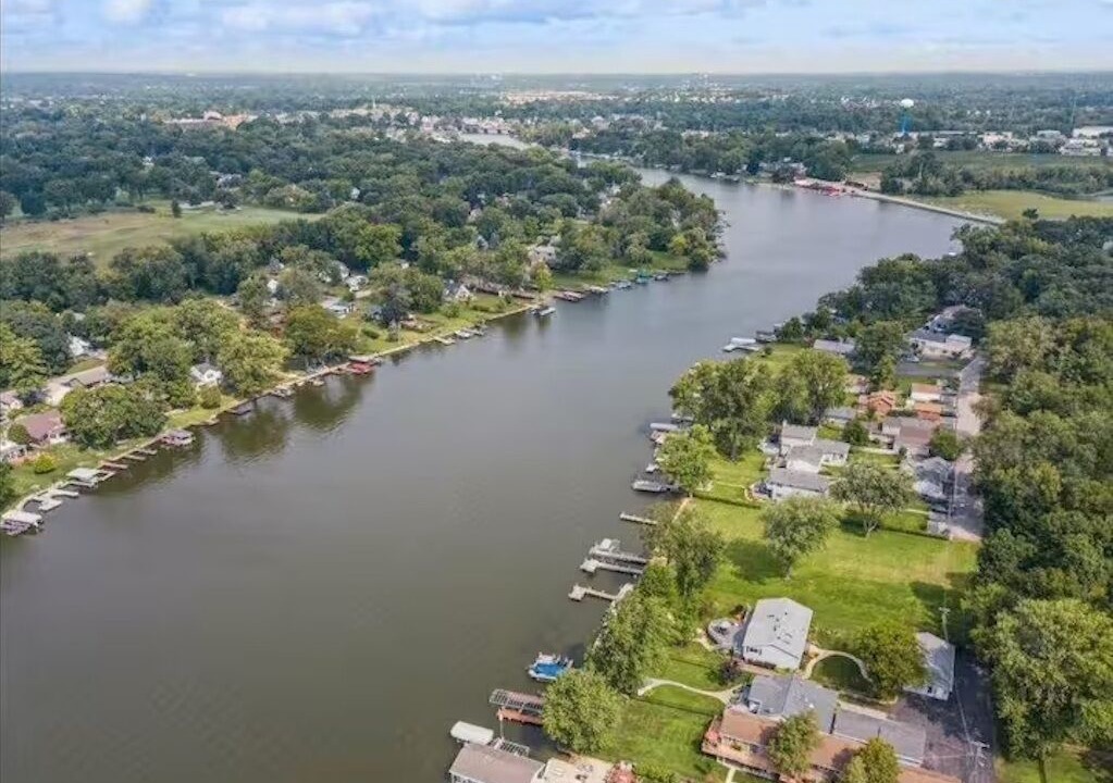 Photo of Outdoor in McHenry