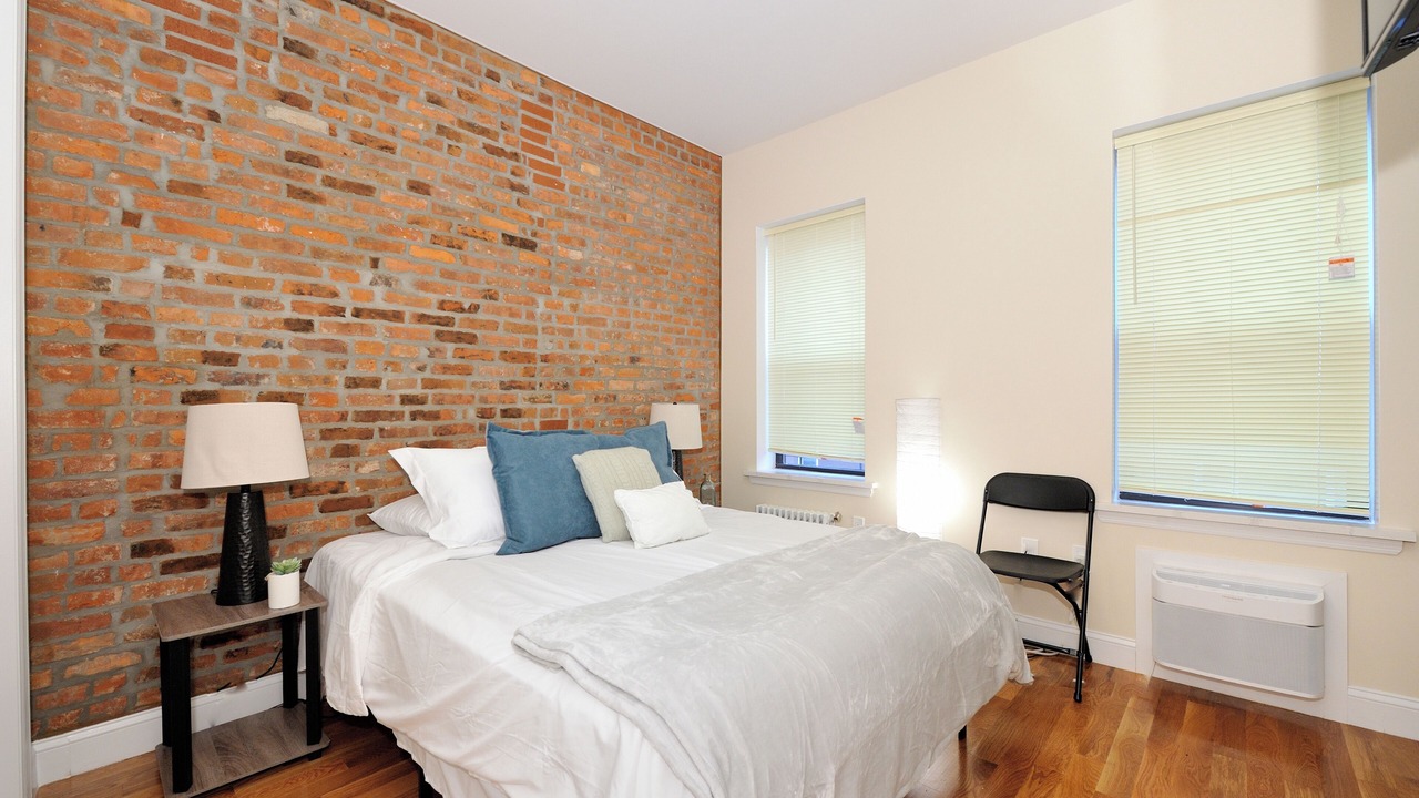 Photo of Bedroom in SoHo