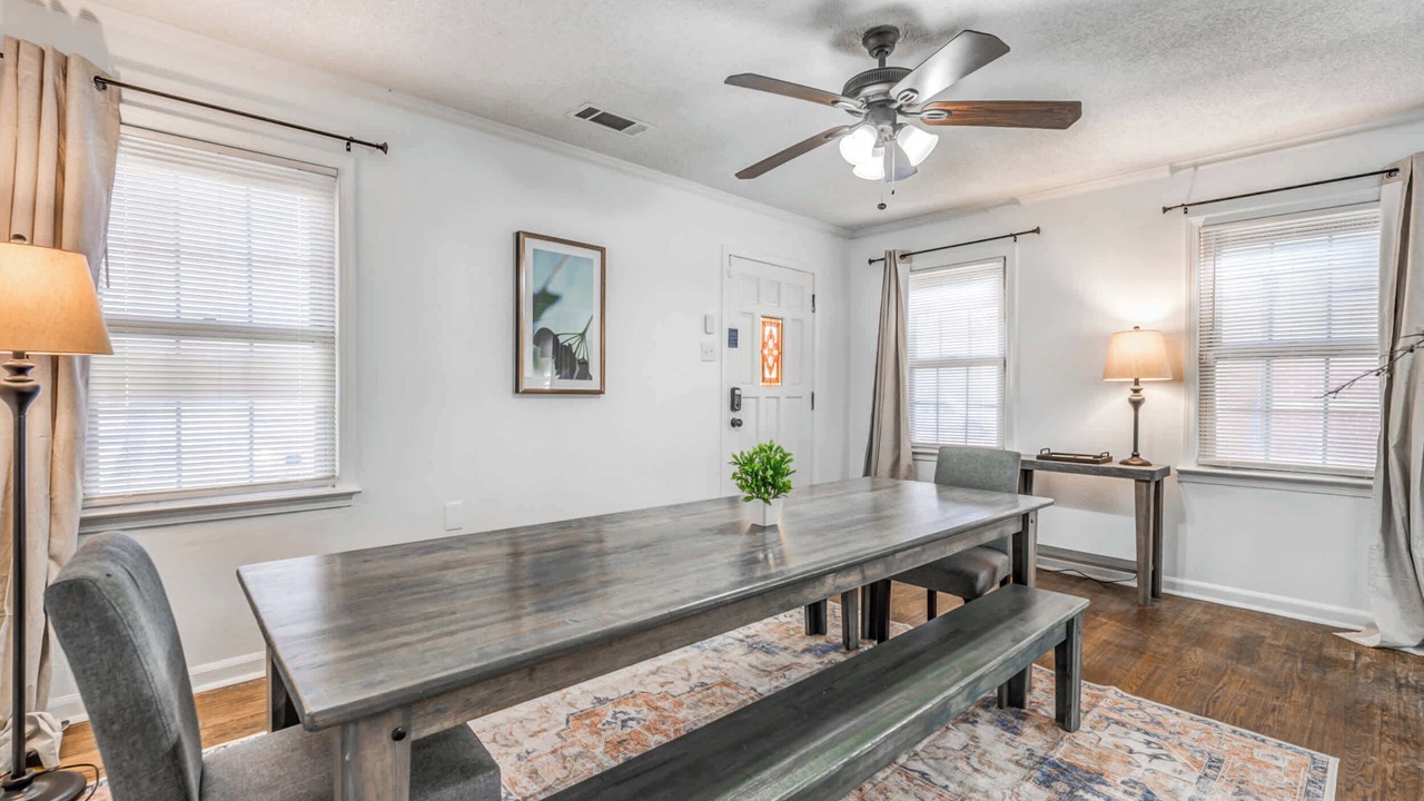 Photo of Livingroom in Ellendale